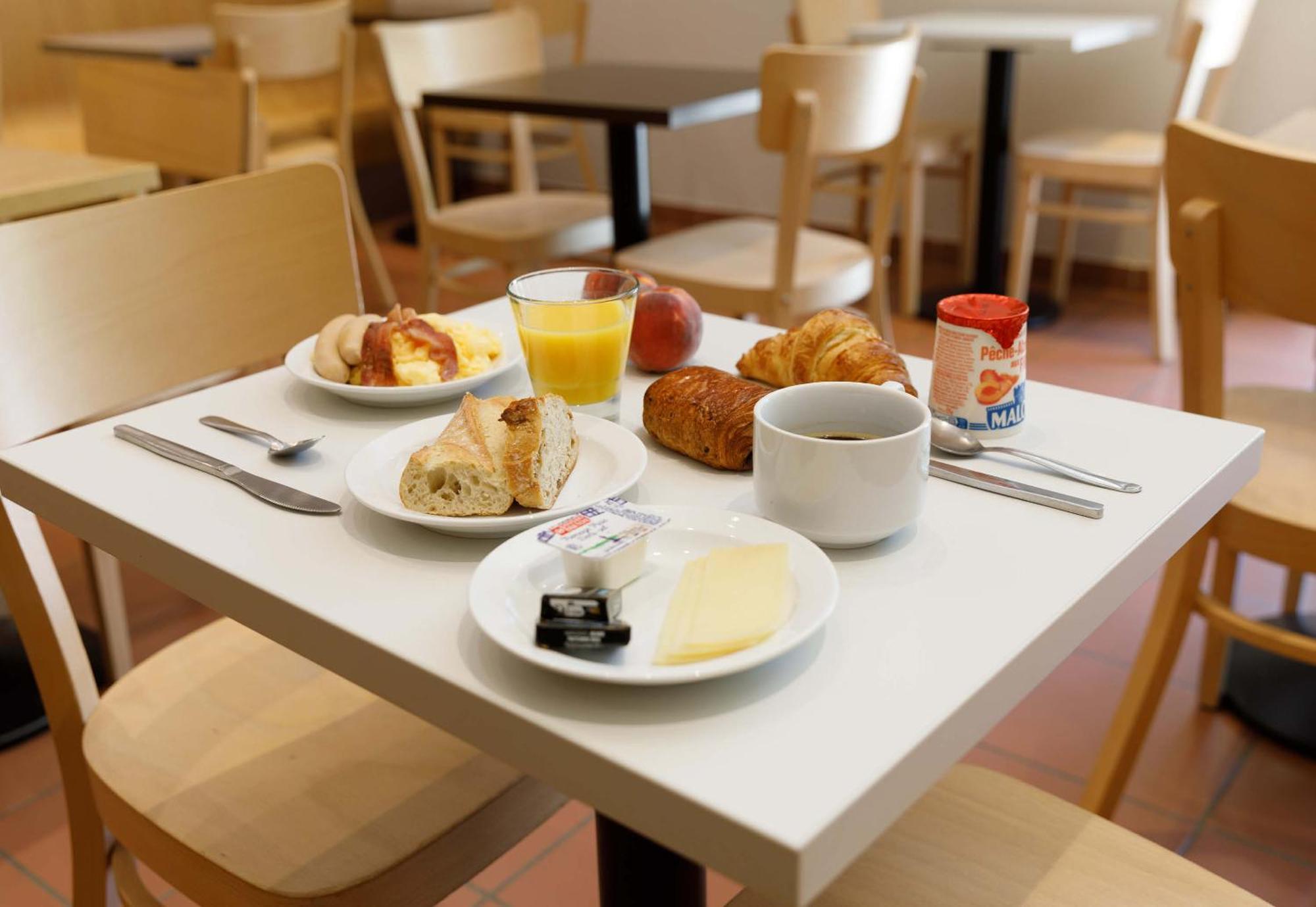B&B Hotel Le Puy-En-Velay Vals-pres-le-Puy 외부 사진